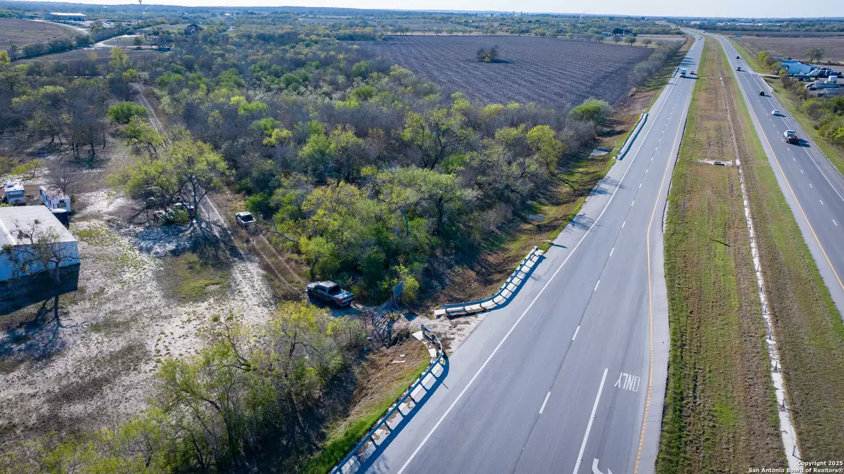 Elmendorf, TX 78122,TBD Highway 1604