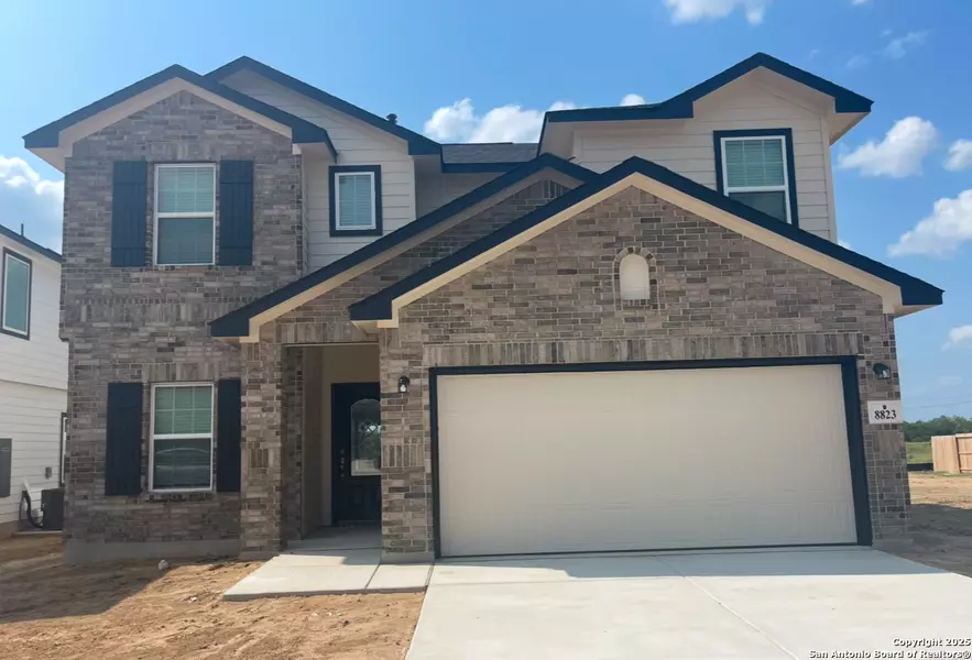 8823 Grey Elm, Elmendorf, TX 78112