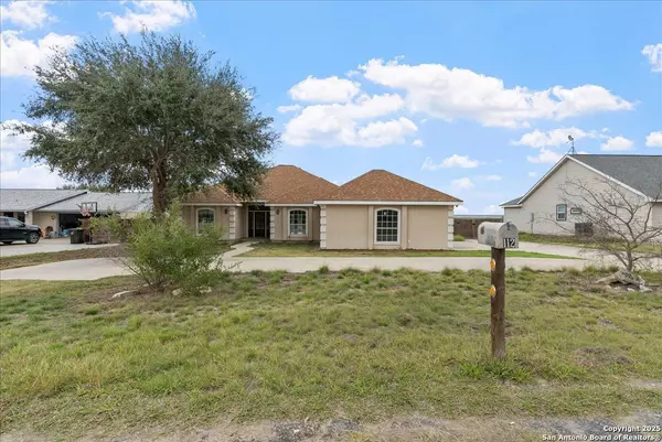 Three Rivers, TX 78071,112 Lakeview Trace