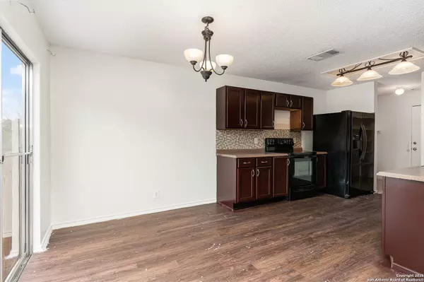 San Antonio, TX 78244-1992,3713 CANDLECREEK CT