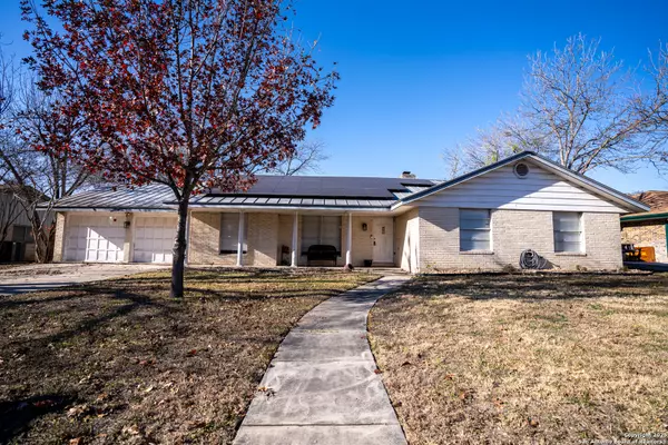 605 Balfour Drive, Windcrest, TX 78239