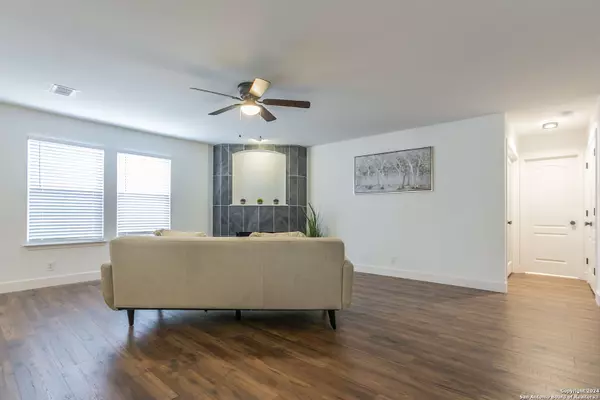San Antonio, TX 78244-1339,4506 GRANITE SHLS