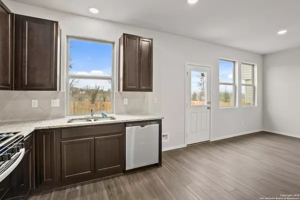 San Antonio, TX 78222,4906 Sandstone Way