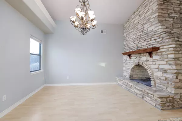 Canyon Lake, TX 78133-5769,1120 SKYLINE DR