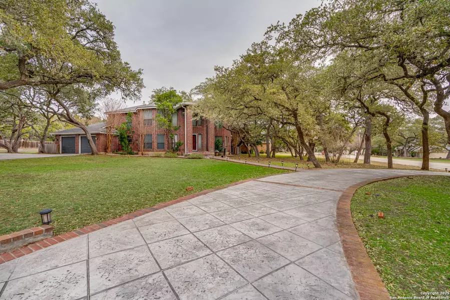 8743 PASEO OAKS, San Antonio, TX 78255-3516