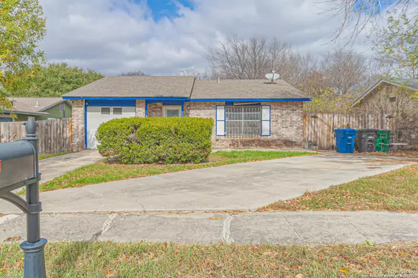 5243 OVERPOOL ST, San Antonio, TX 78228-3649
