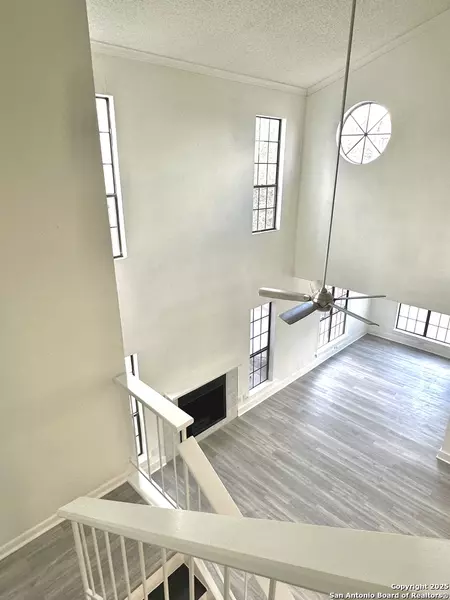 2255 thousand oaks UNIT 810, San Antonio, TX 78232