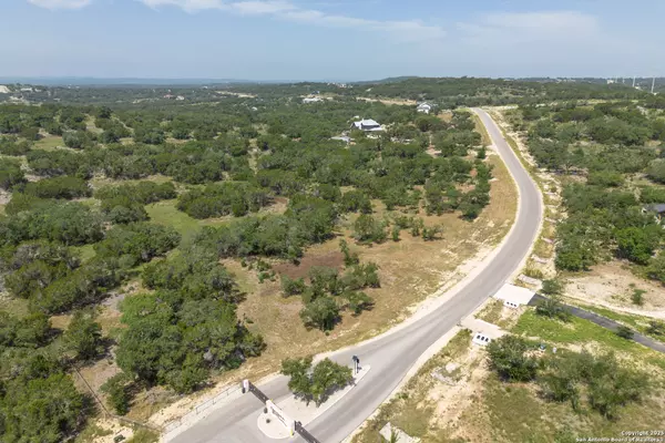 Bulverde, TX 78163,829 Earle Oak Ave