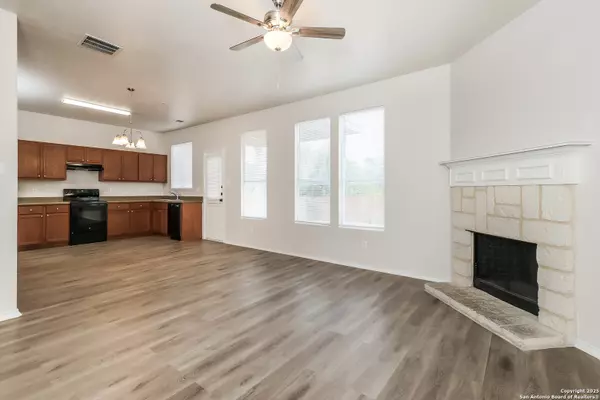 San Antonio, TX 78253-5581,302 FONTANA ALBERO