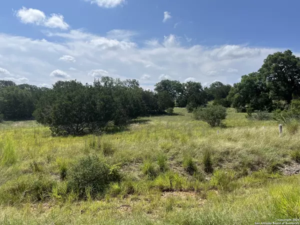 137 Palomino Springs, Bandera, TX 78003