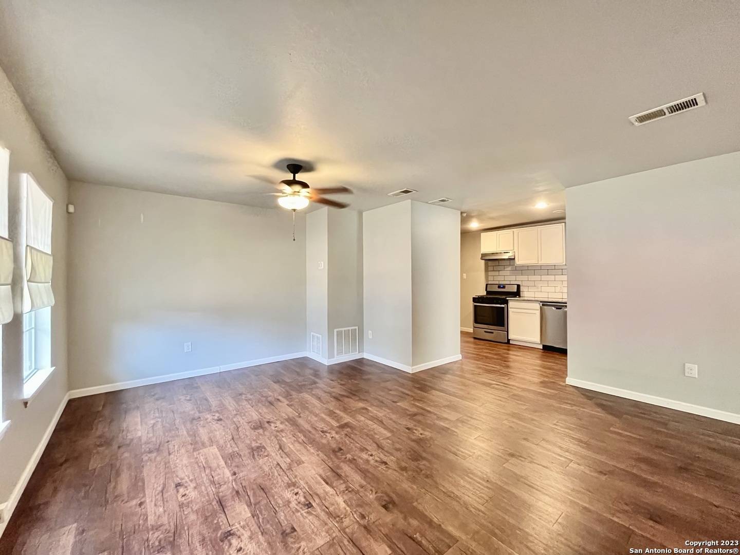 San Antonio, TX 78213-4124,343 BURWOOD LN