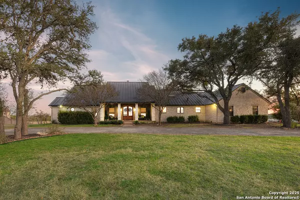 7740 Rocking Horse Ln, Boerne, TX 78015