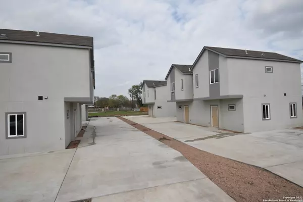 San Antonio, TX 78227,6406 TAHOKA ST UNIT 101