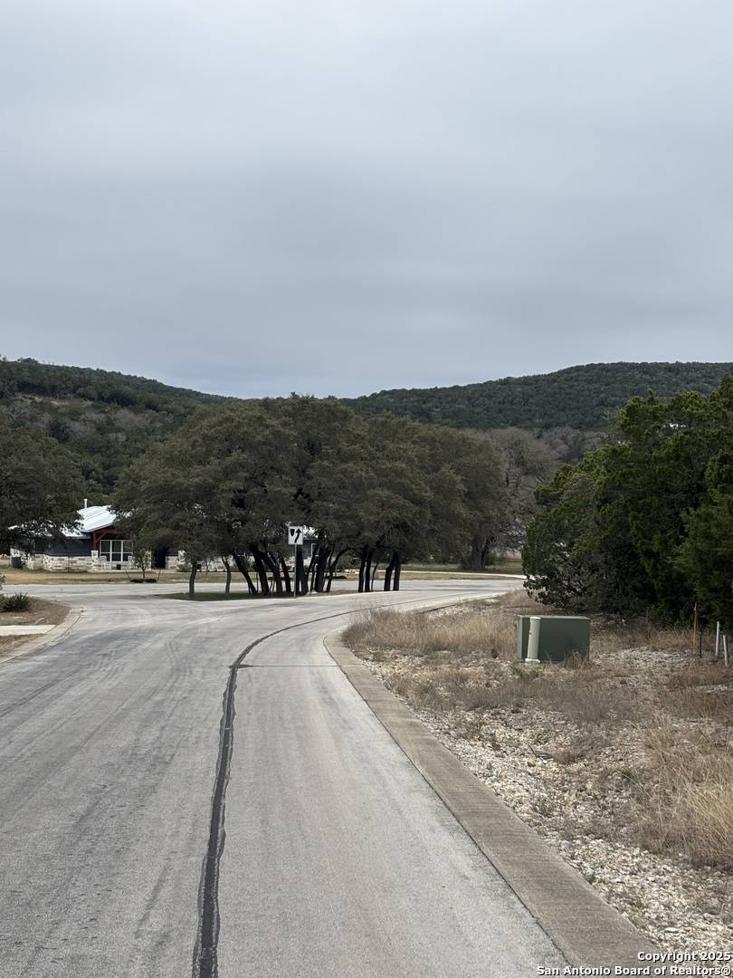 341 PR 1746, Mico, TX 78056