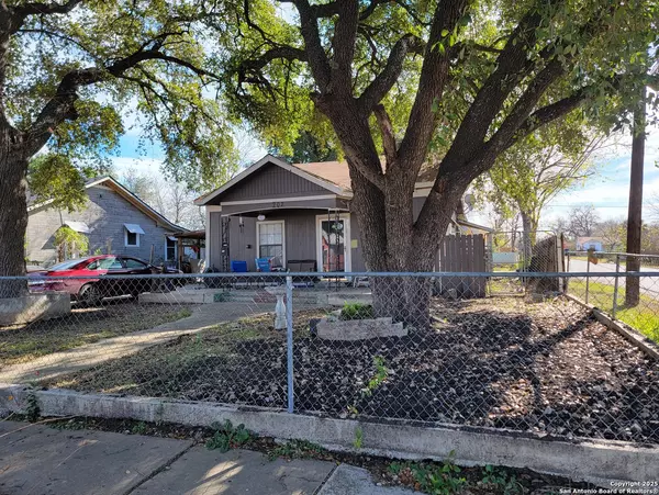 San Antonio, TX 78210-4166,202 BAILEY AVE