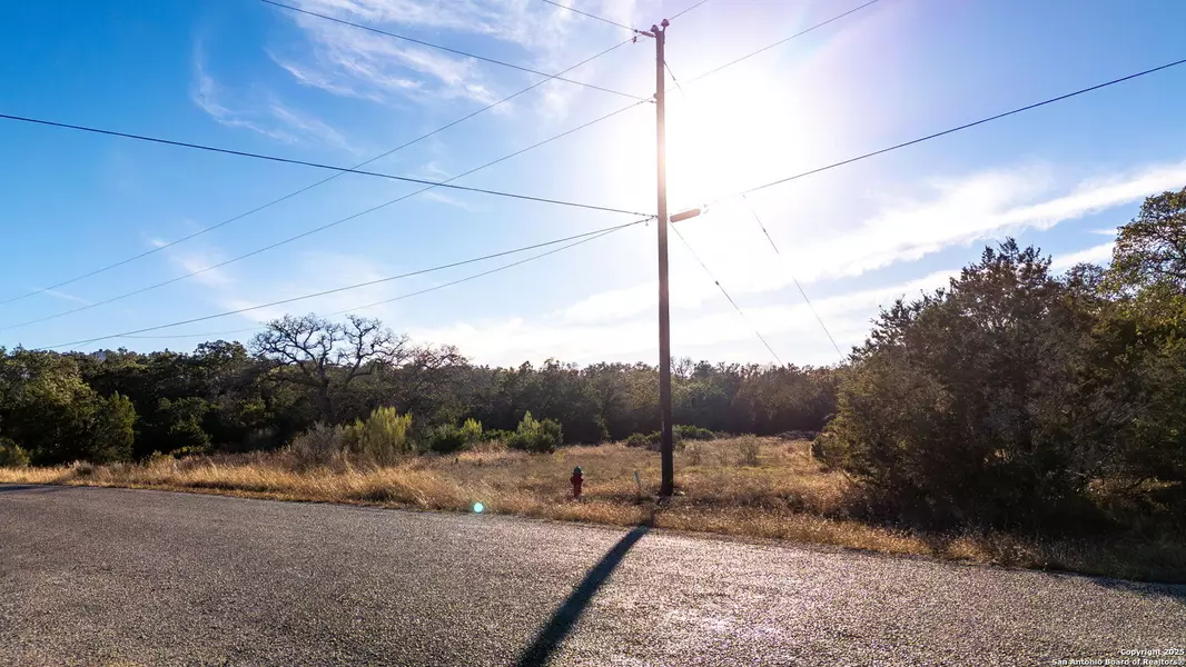 136 RESTLESS WIND, Spring Branch, TX 78070