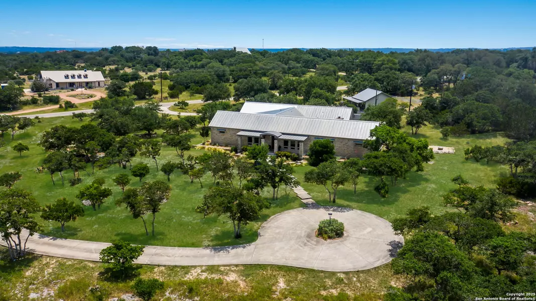 144 MALLARD DR, Boerne, TX 78006