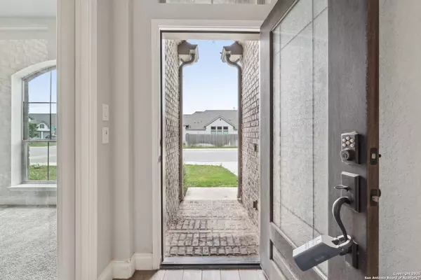 Seguin, TX 78155,2000 EDGECREEK