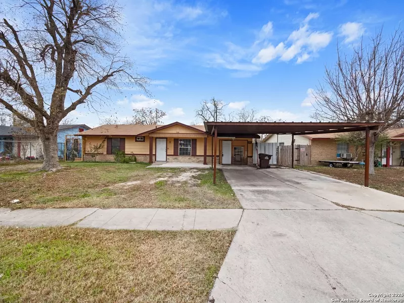 7618 GLEN MDWS, San Antonio, TX 78239