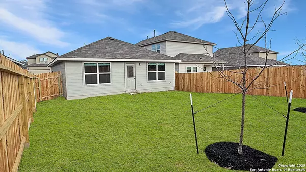 San Antonio, TX 78214,9939 Auger Run