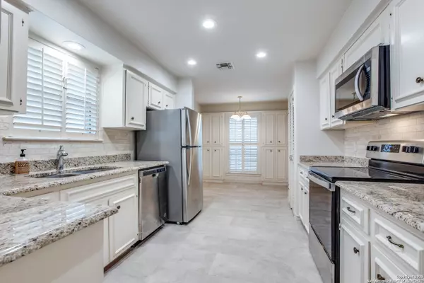 San Antonio, TX 78209-2606,7926 BROADWAY UNIT 401