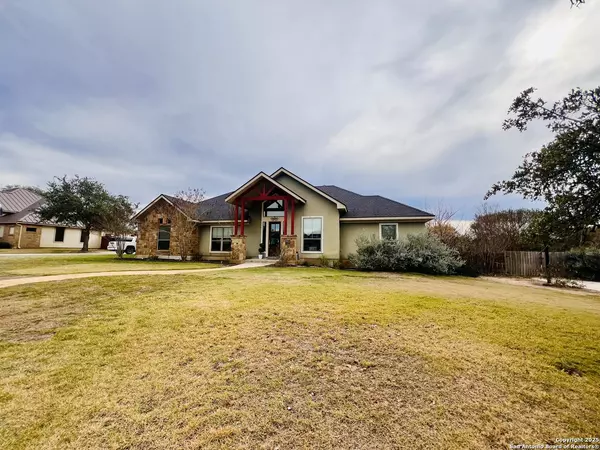 Pleasanton, TX 78064,1621 Clover Ridge