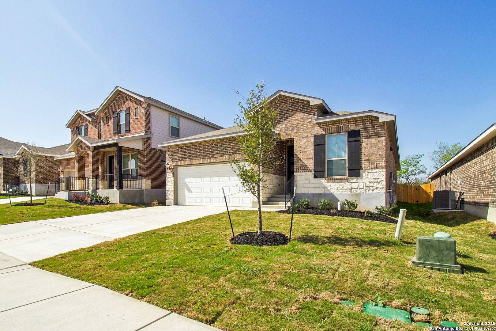 San Antonio, TX 78233,15535 Comanche Deer