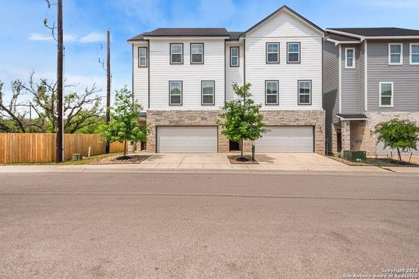 21415 Sir Walter, San Antonio, TX 78256