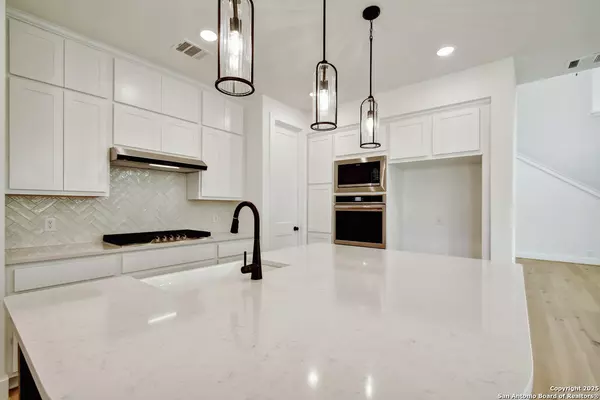 New Braunfels, TX 78132,1838 Nettletree Road