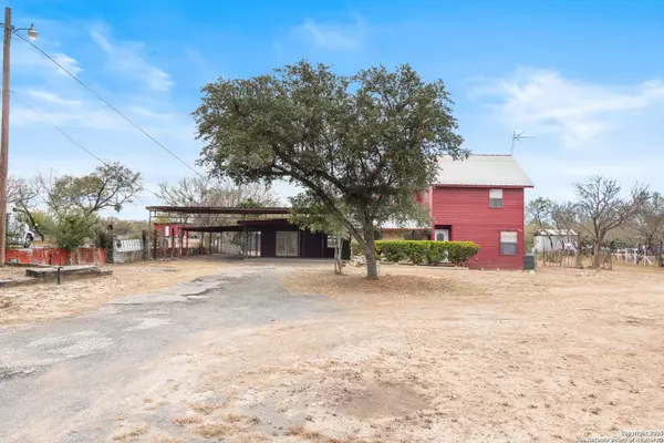 Uvalde, TX 78801,233 County Road 110