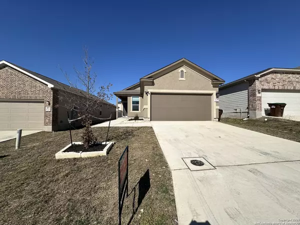 Converse, TX 78109,8325 KINCLAVEN CT