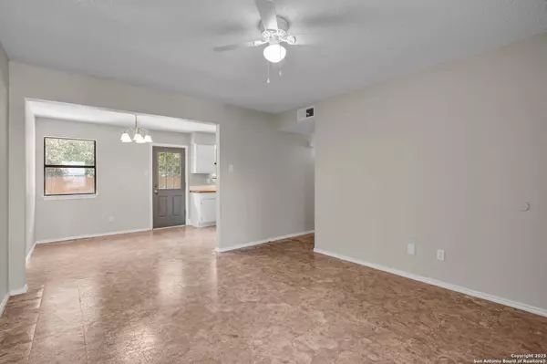 Cibolo, TX 78108-3926,126 Haeckerville Rd