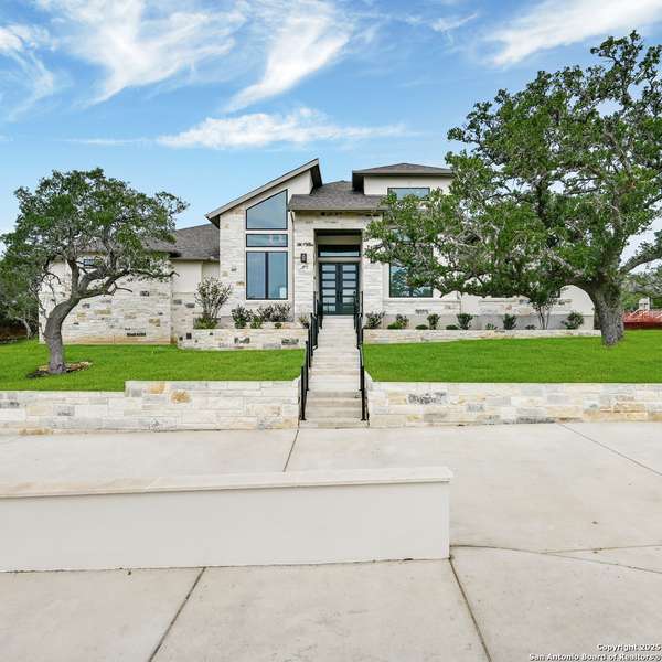 121 Western Justice, Boerne, TX 78006