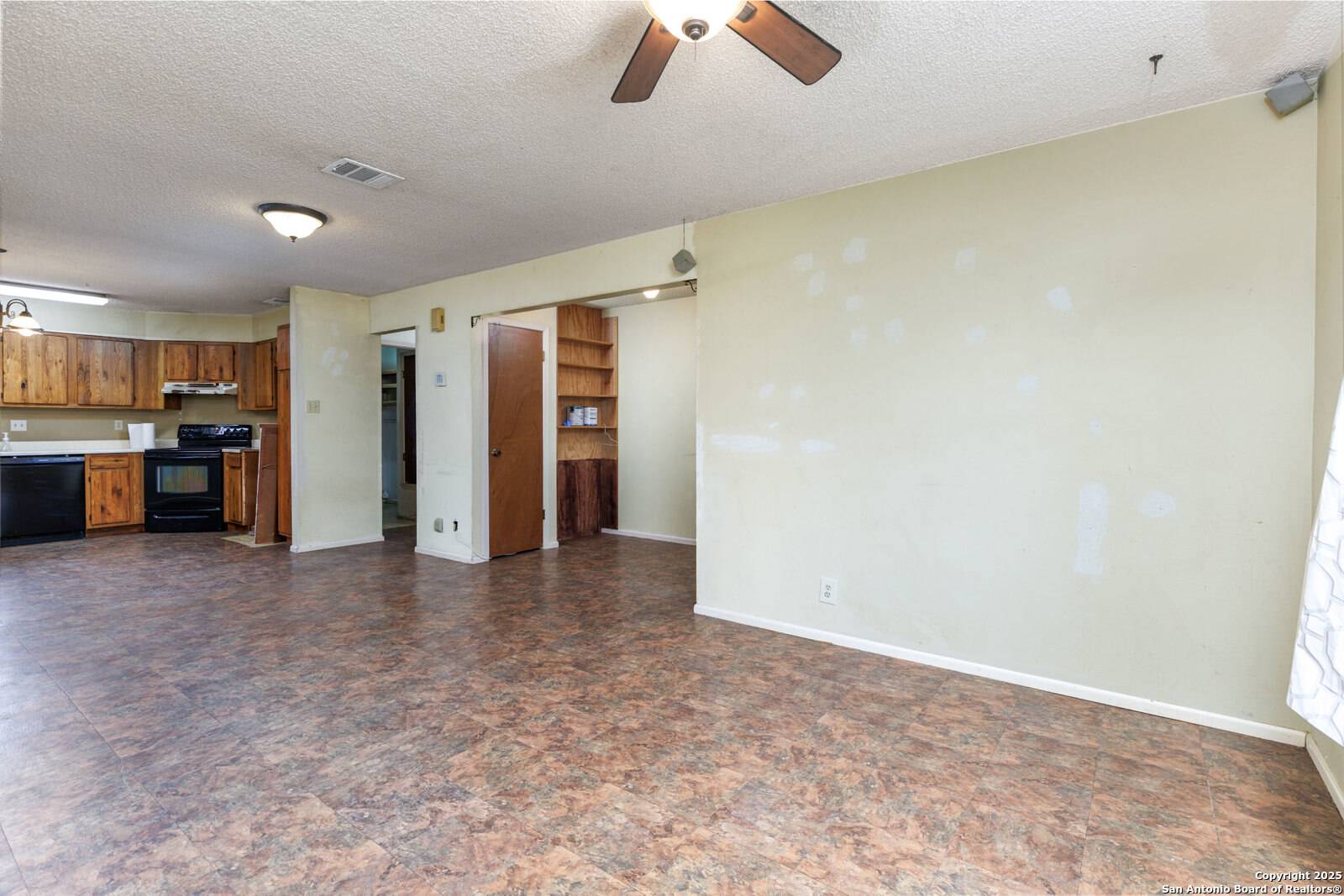 Boerne, TX 78006-2930,109 ROOSEVELT AVE