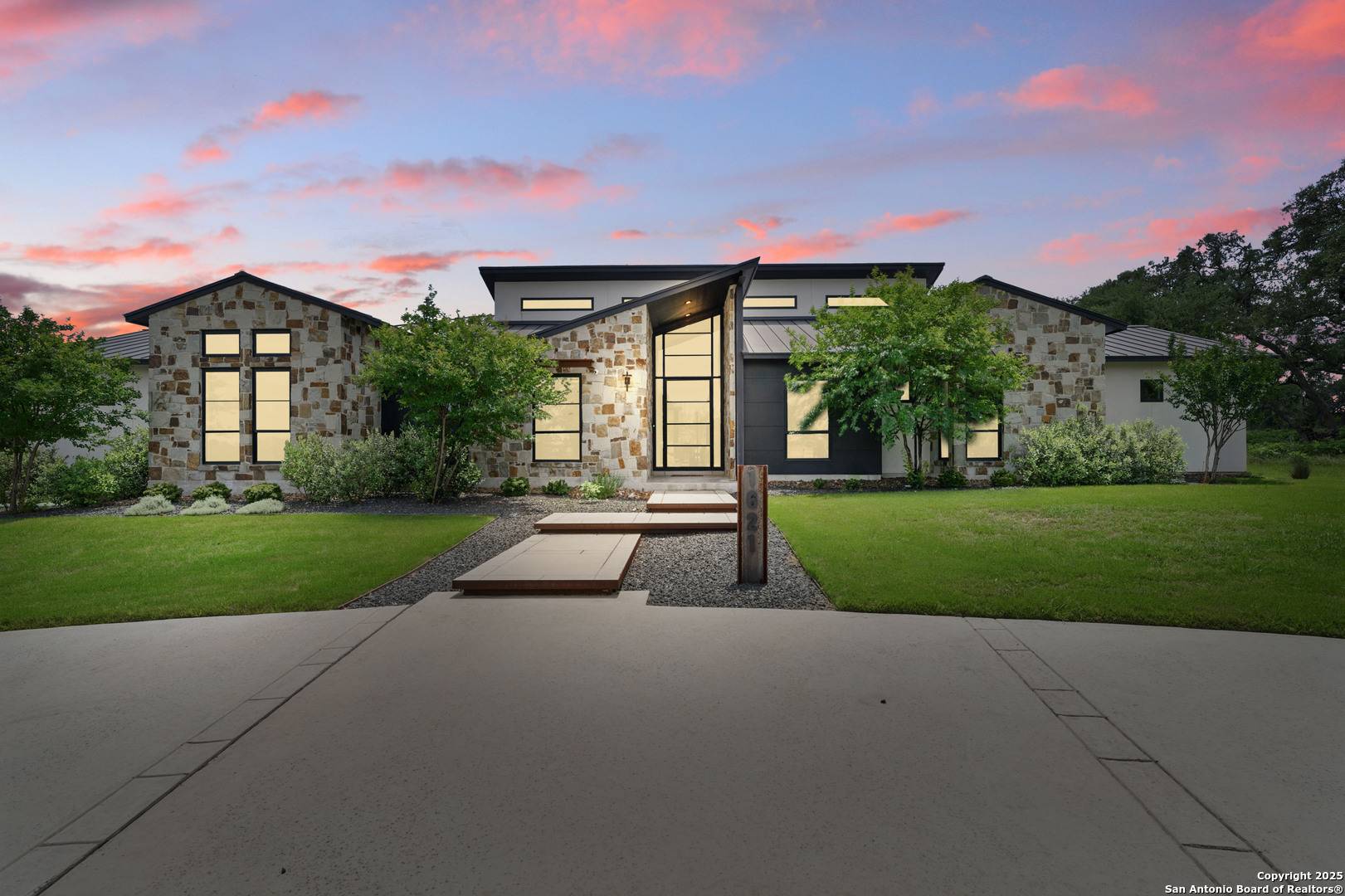 New Braunfels, TX 78132-2671,1621 VINTAGE WAY