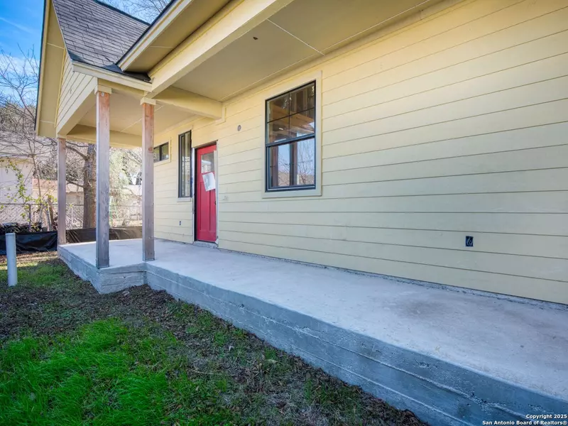 309 OERTLI LN UNIT B, Austin, TX 78753-6008