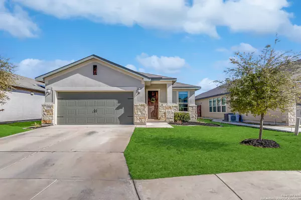 12518 CHENA LK, San Antonio, TX 78249-4573