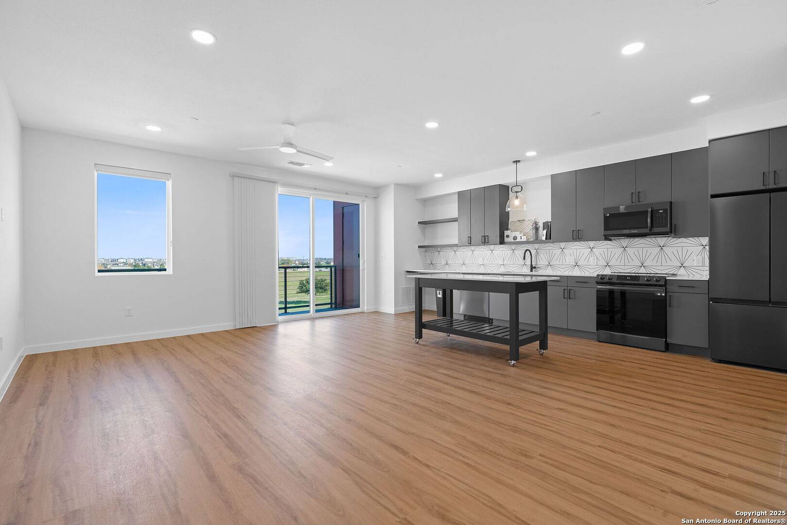 2165 Gabriels Pl UNIT 1303, New Braunfels, TX 78130