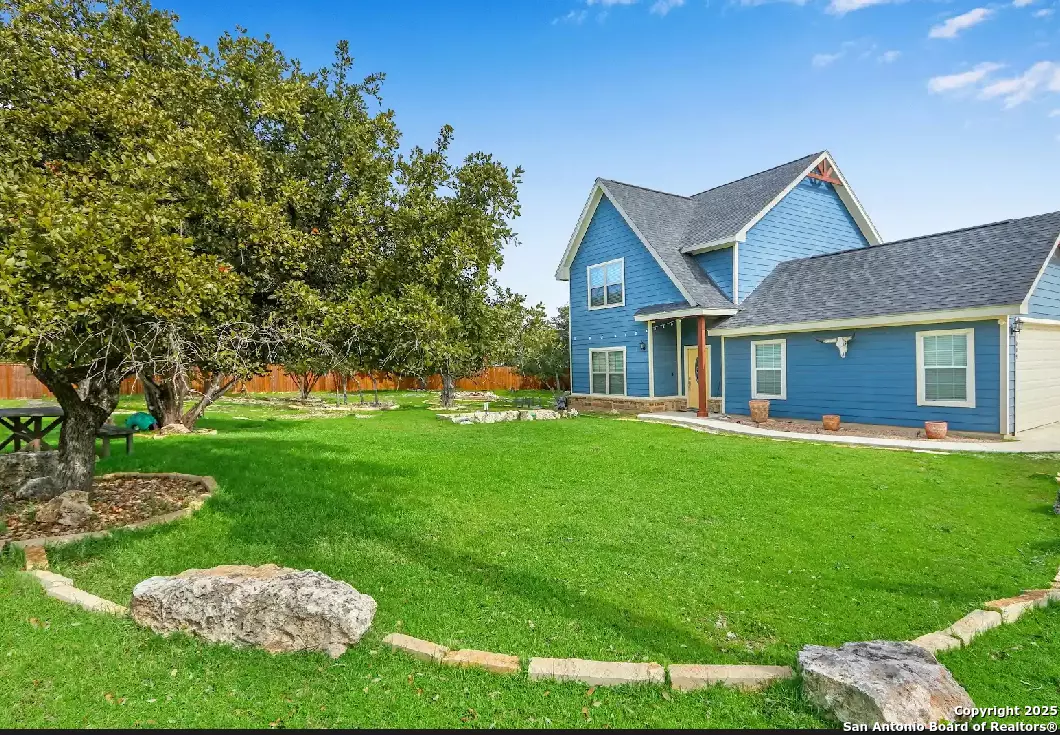 Canyon Lake, TX 78133-2004,1009 EAGLE FLIGHT DR