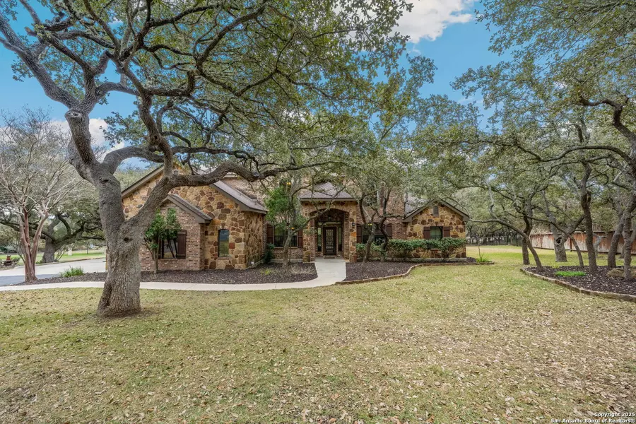 190 Saddle Ridge, Spring Branch, TX 78070-5973
