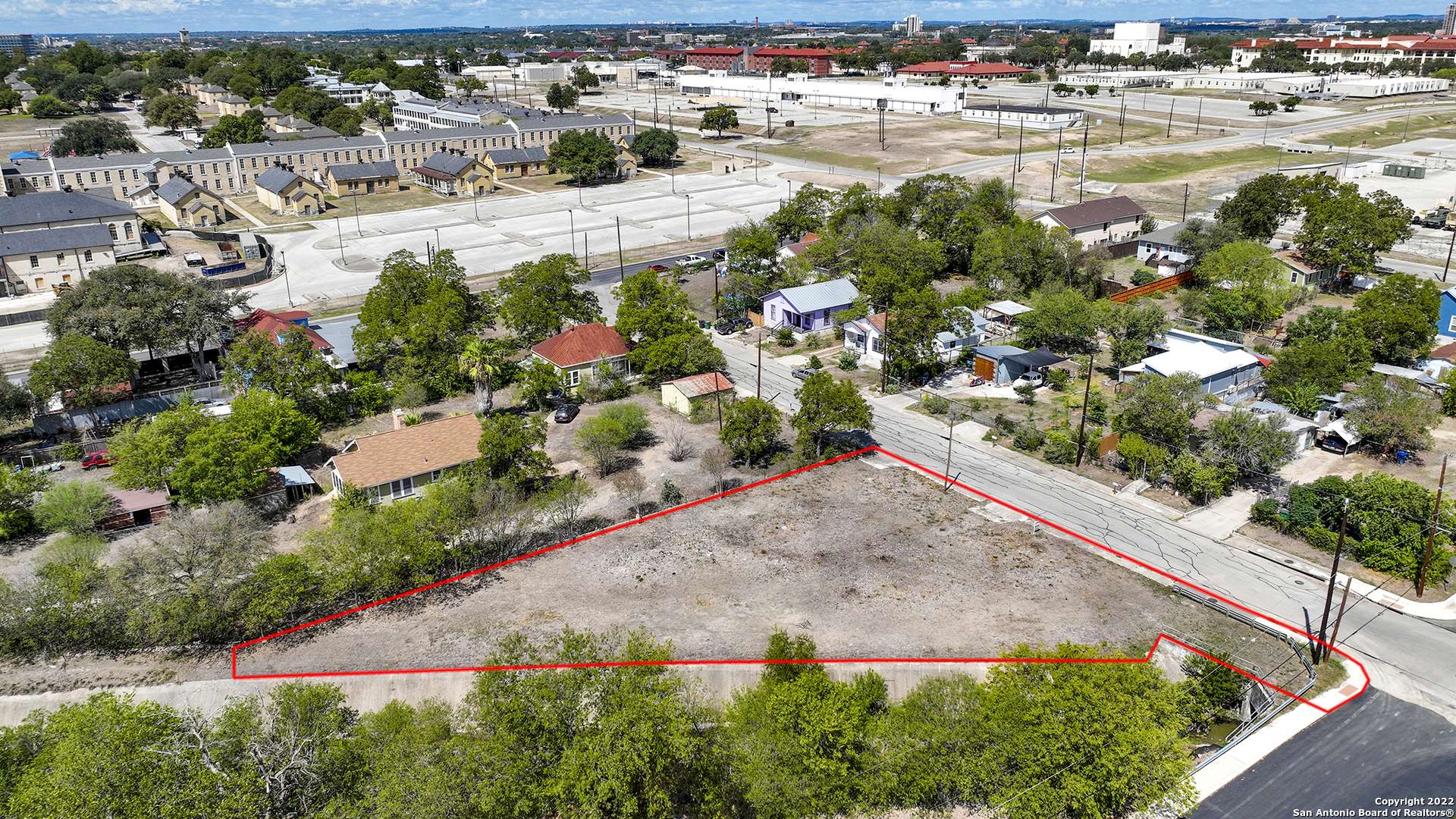 San Antonio, TX 78208,132 BEE ST