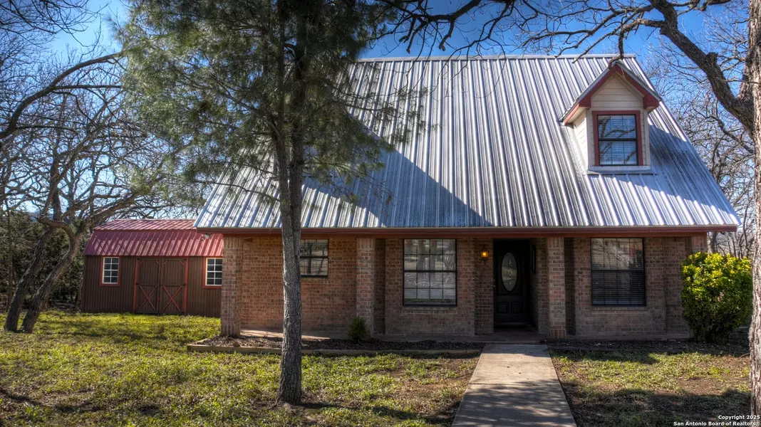 1147 FM 2748, Concan, TX 78838
