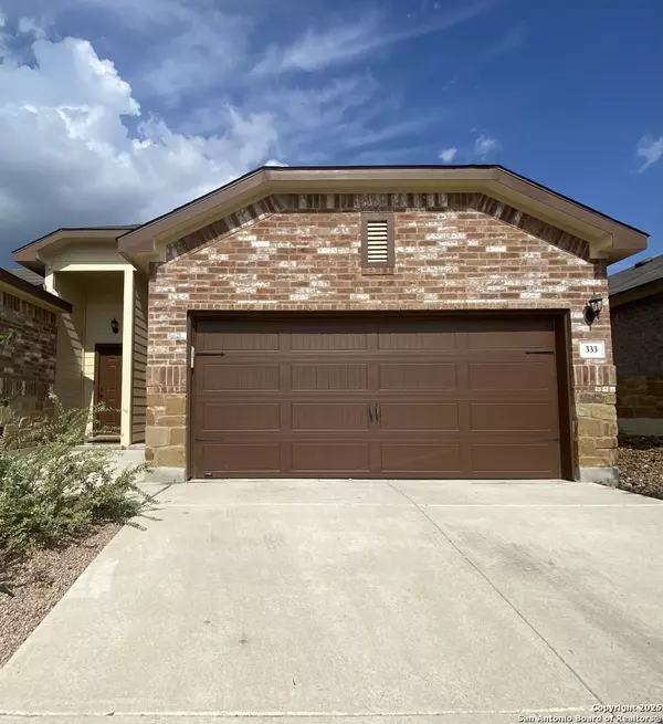 331 /333 EMMA DR,  New Braunfels,  TX 78130