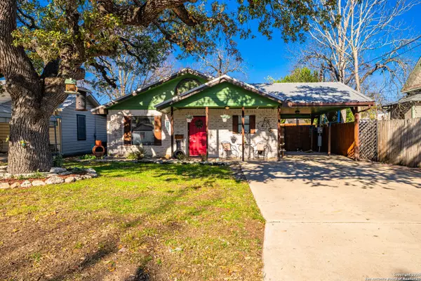 Kerrville, TX 78028,324 ROSS ST