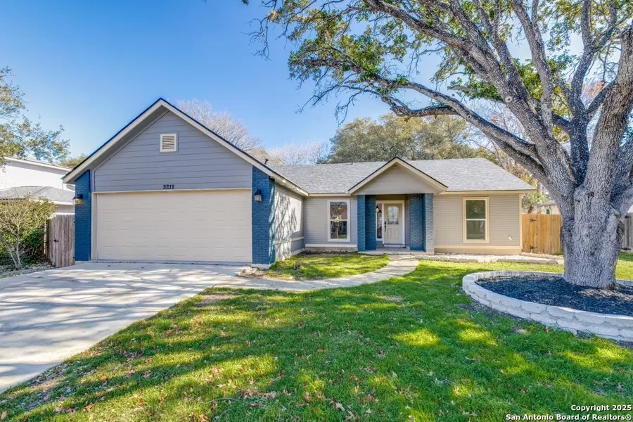 3211 MORNING TRL, San Antonio, TX 78247-3332