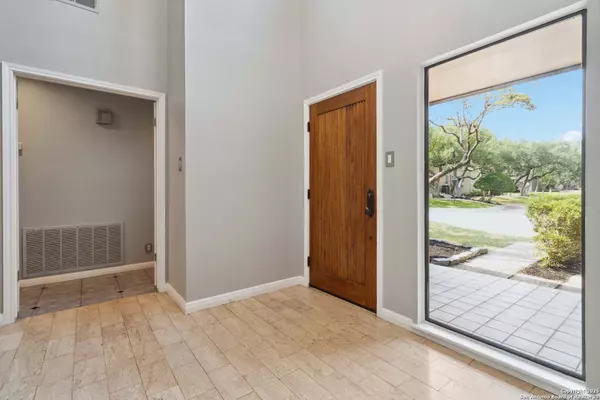 San Antonio, TX 78230,12519 Elm Manor St