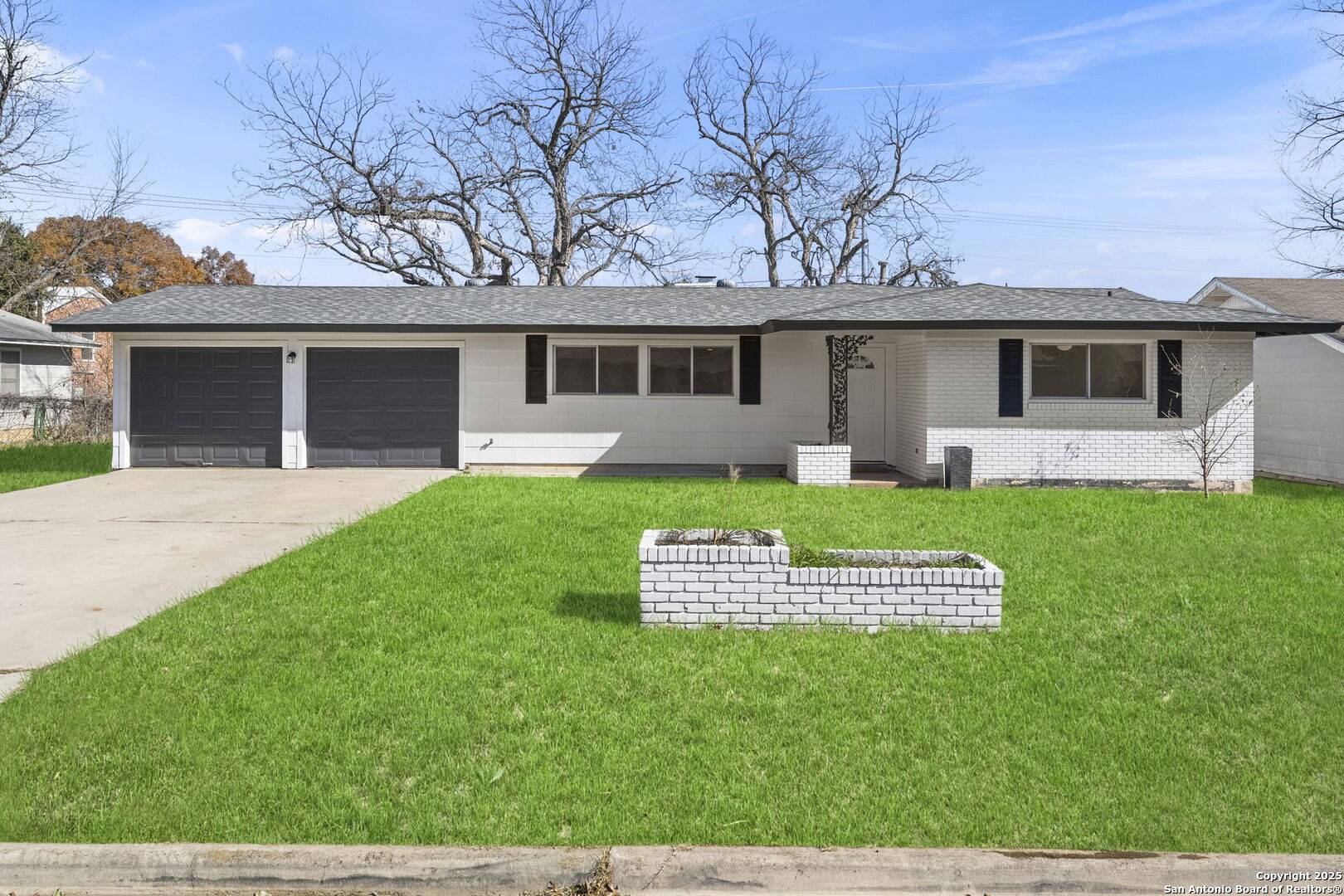 Seguin, TX 78155,307 Delany St