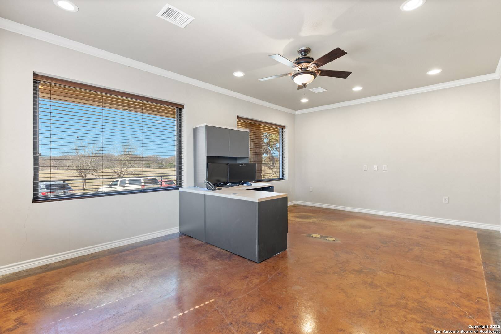 Medina, TX 78055,14157 State Highway 16