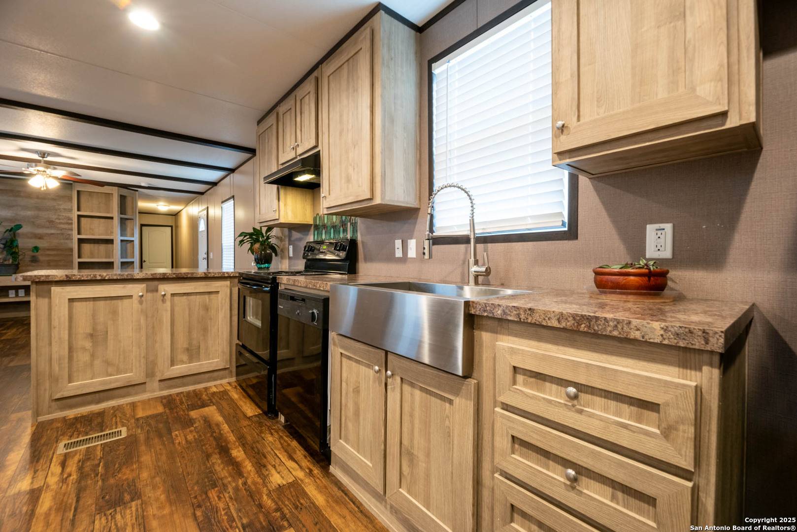 16 Fourth Street, Maxwell, TX 78656