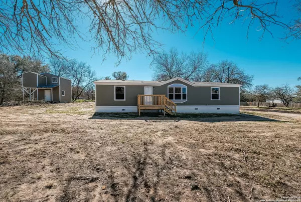 Von Ormy, TX 78073-3018,5106 SAVANNAH GRN